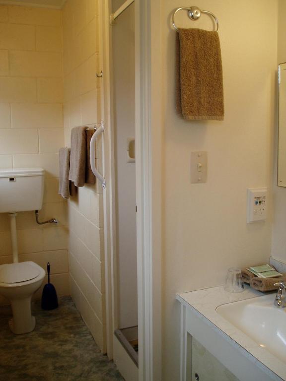 City Close Motel Napier Room photo